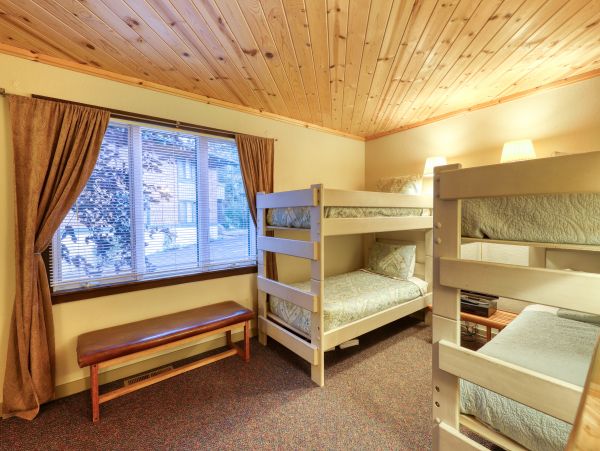 Yosemite Area Home 984706