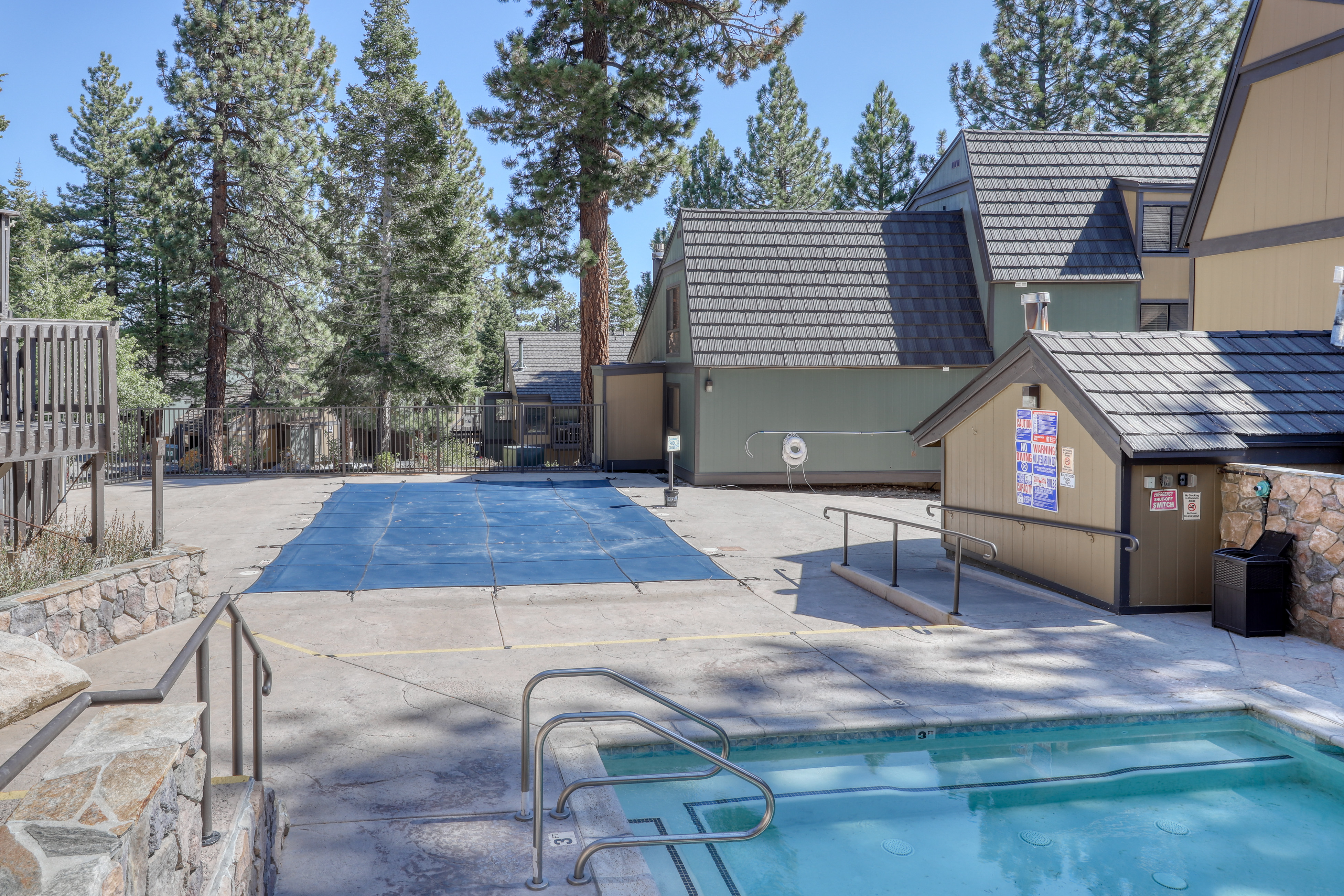 Yosemite Area Home 984707
