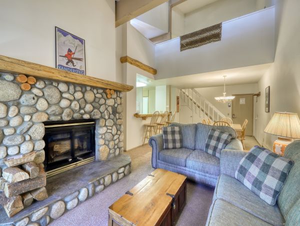 Yosemite Area Home 984708