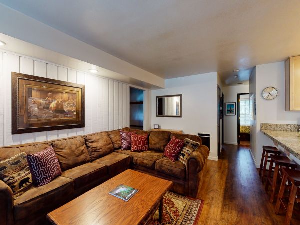 Yosemite Area Home 984709