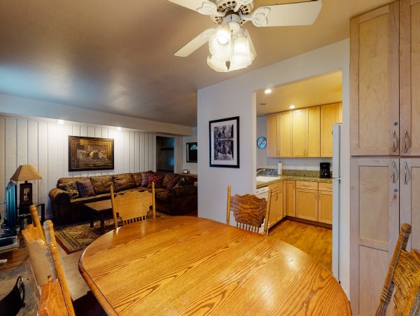Yosemite Area Home 984709
