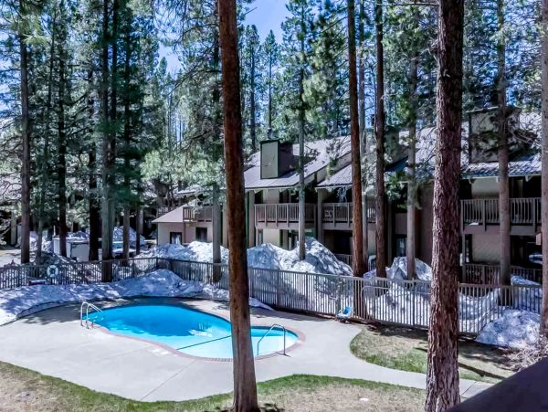 Yosemite Area Home 984709