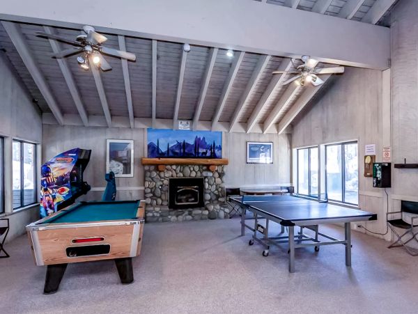 Yosemite Area Home 984709