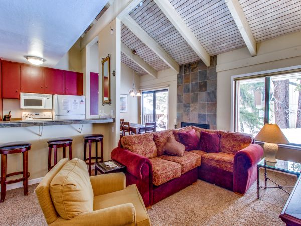 Yosemite Area Home 984710