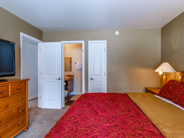 Yosemite Area Home 984710