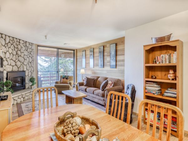 Yosemite Area Home 984711