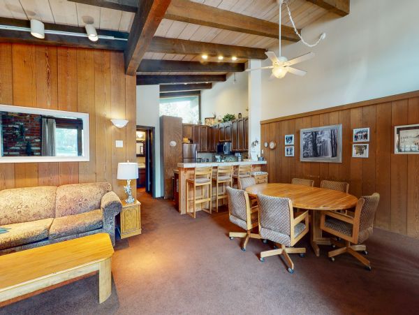 Yosemite Area Home 984712