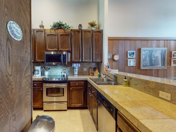 Yosemite Area Home 984712