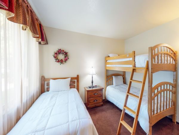 Yosemite Area Home 984712