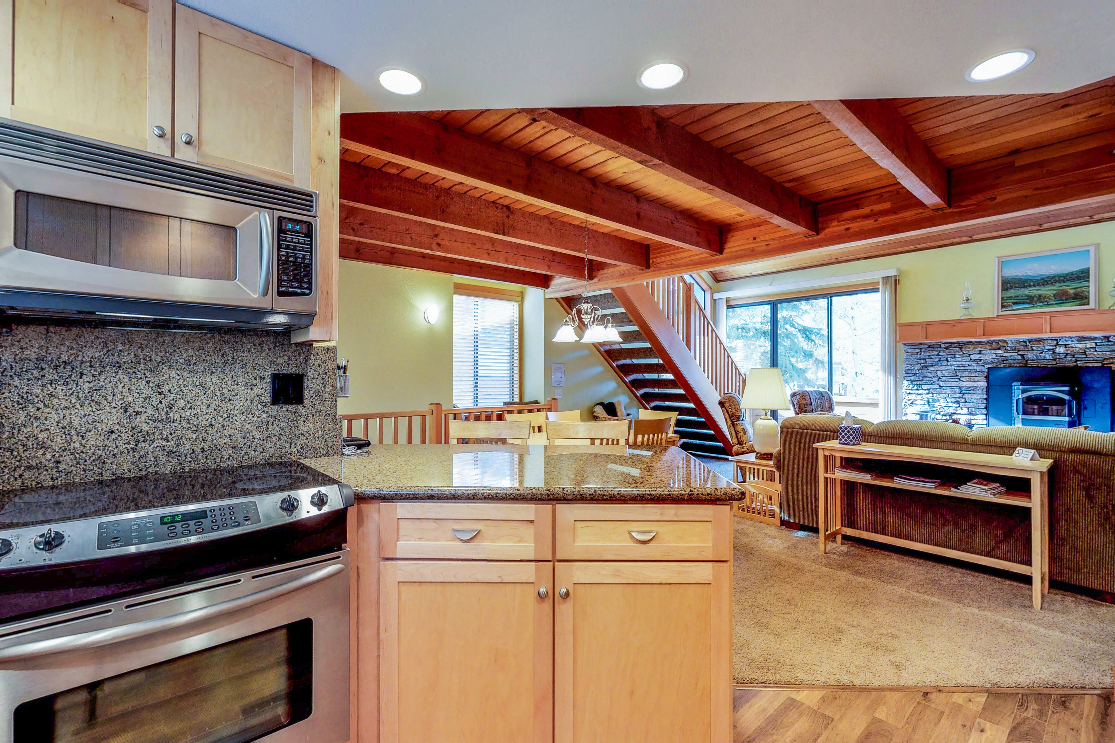 Yosemite Area Home 984713