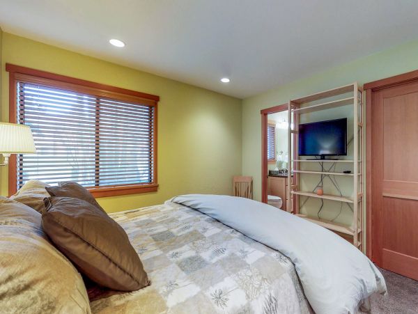 Yosemite Area Home 984713