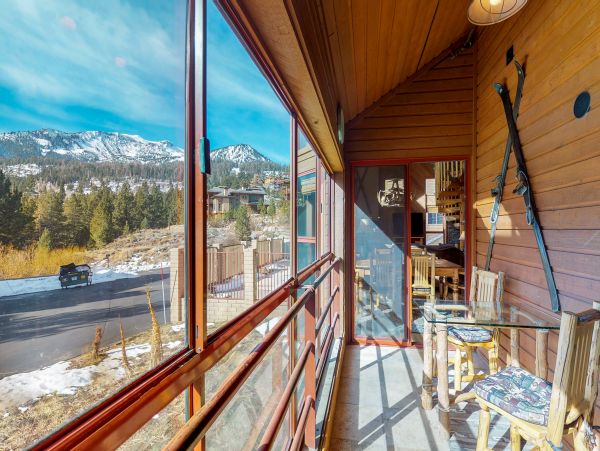 Yosemite Area Home 984714
