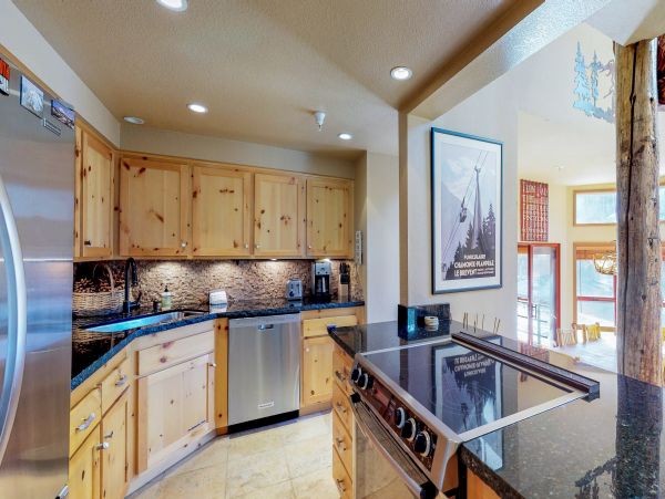 Yosemite Area Home 984714