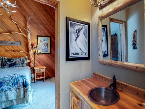 Yosemite Area Home 984714