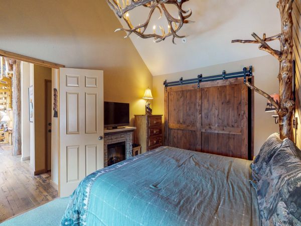 Yosemite Area Home 984714