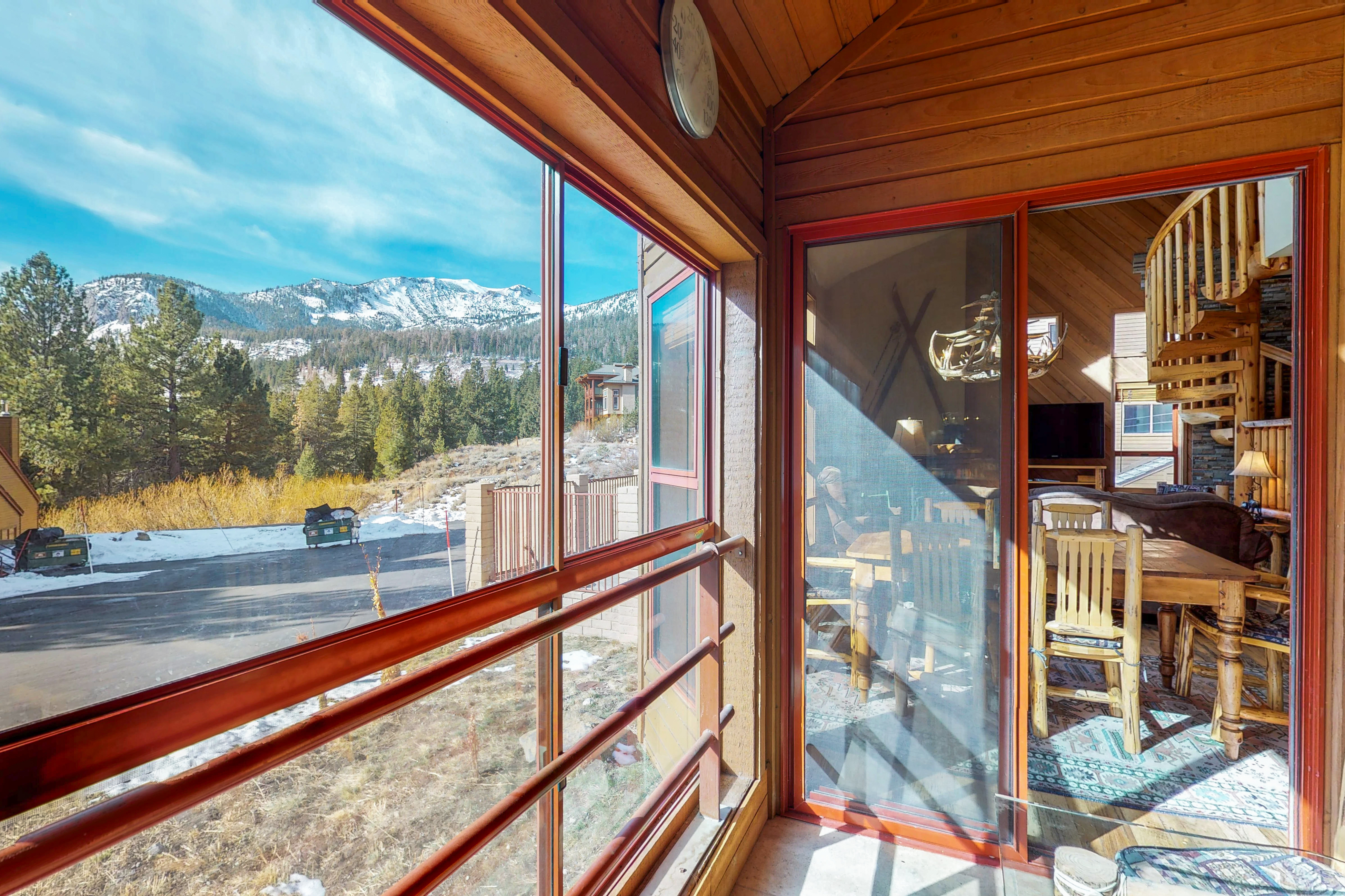 Yosemite Area Home 984714