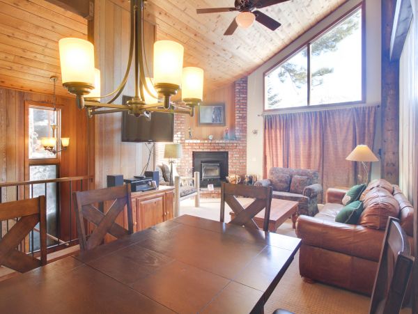Yosemite Area Home 984715