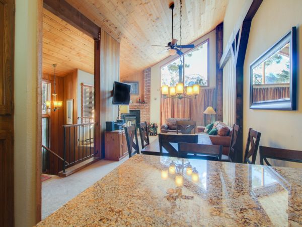 Yosemite Area Home 984715