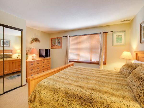 Yosemite Area Home 984715