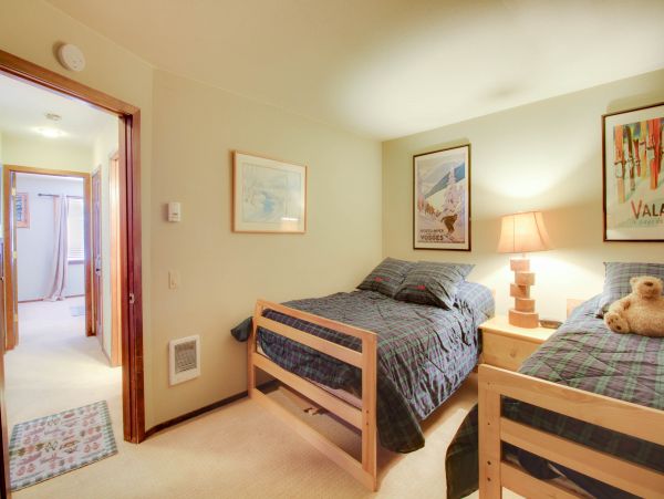 Yosemite Area Home 984715