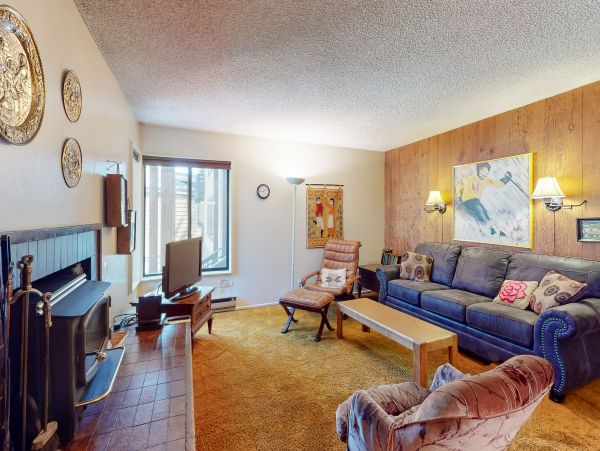 Yosemite Area Home 984716