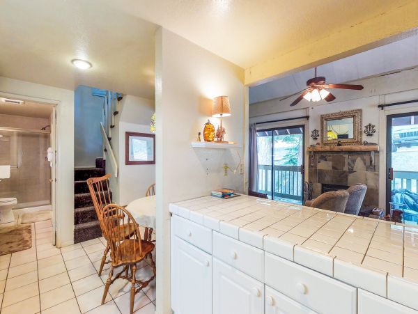 Yosemite Area Home 984717