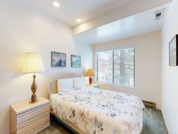 Yosemite Area Home 984718