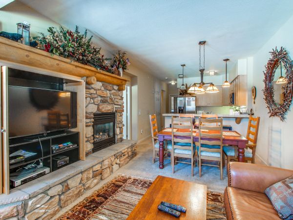 Yosemite Area Home 984719