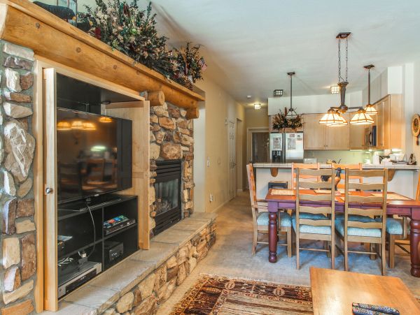 Yosemite Area Home 984719