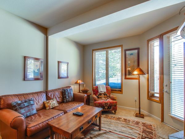 Yosemite Area Home 984719