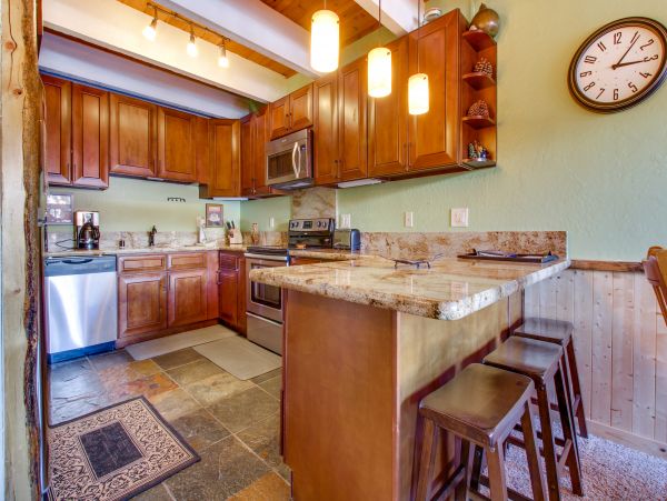 Yosemite Area Home 984720