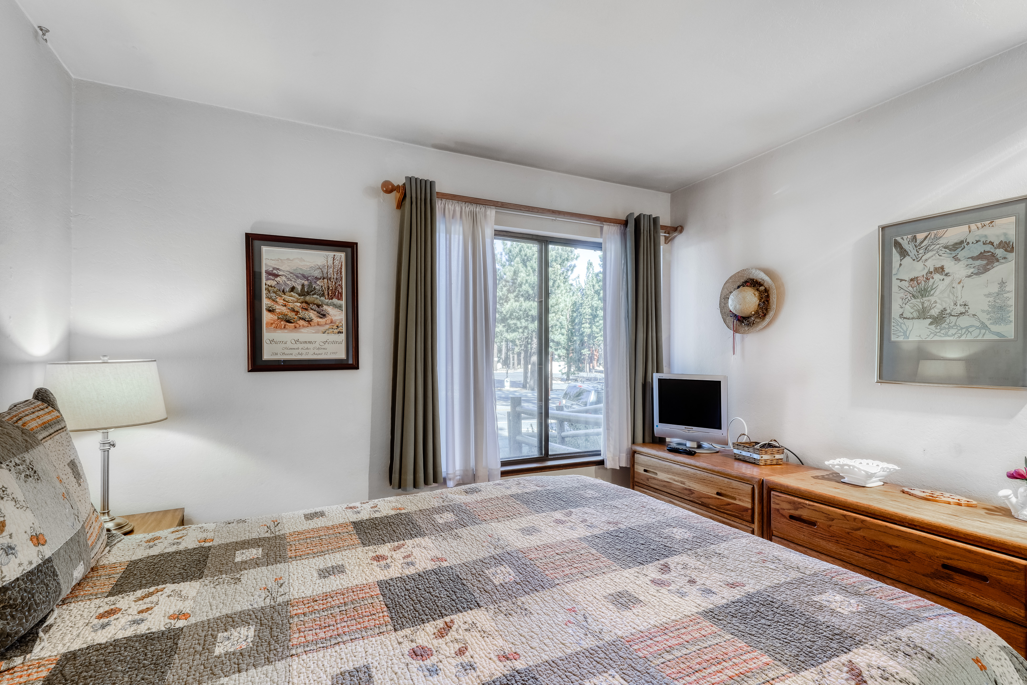 Yosemite Area Home 984721