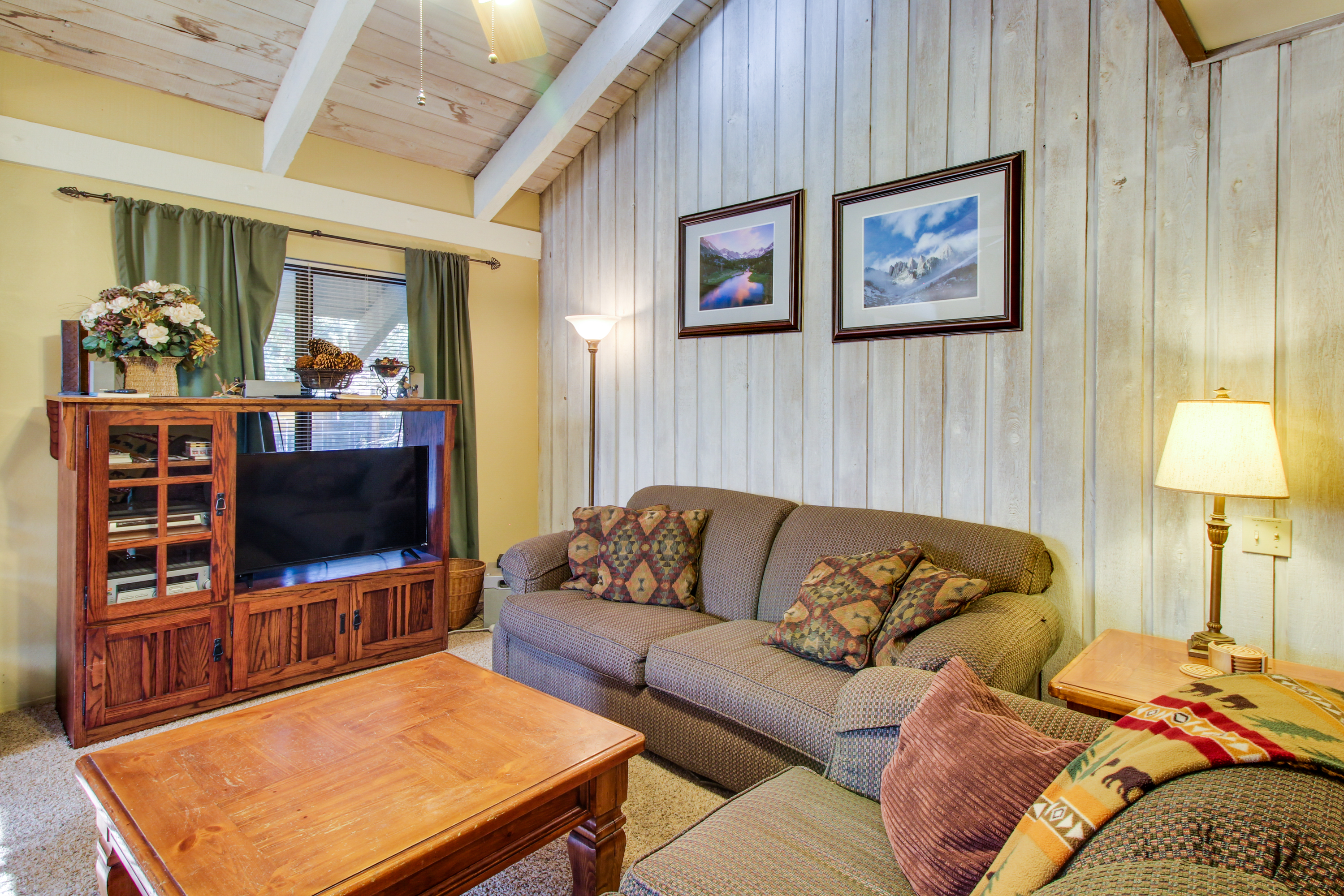 Yosemite Area Home 984722