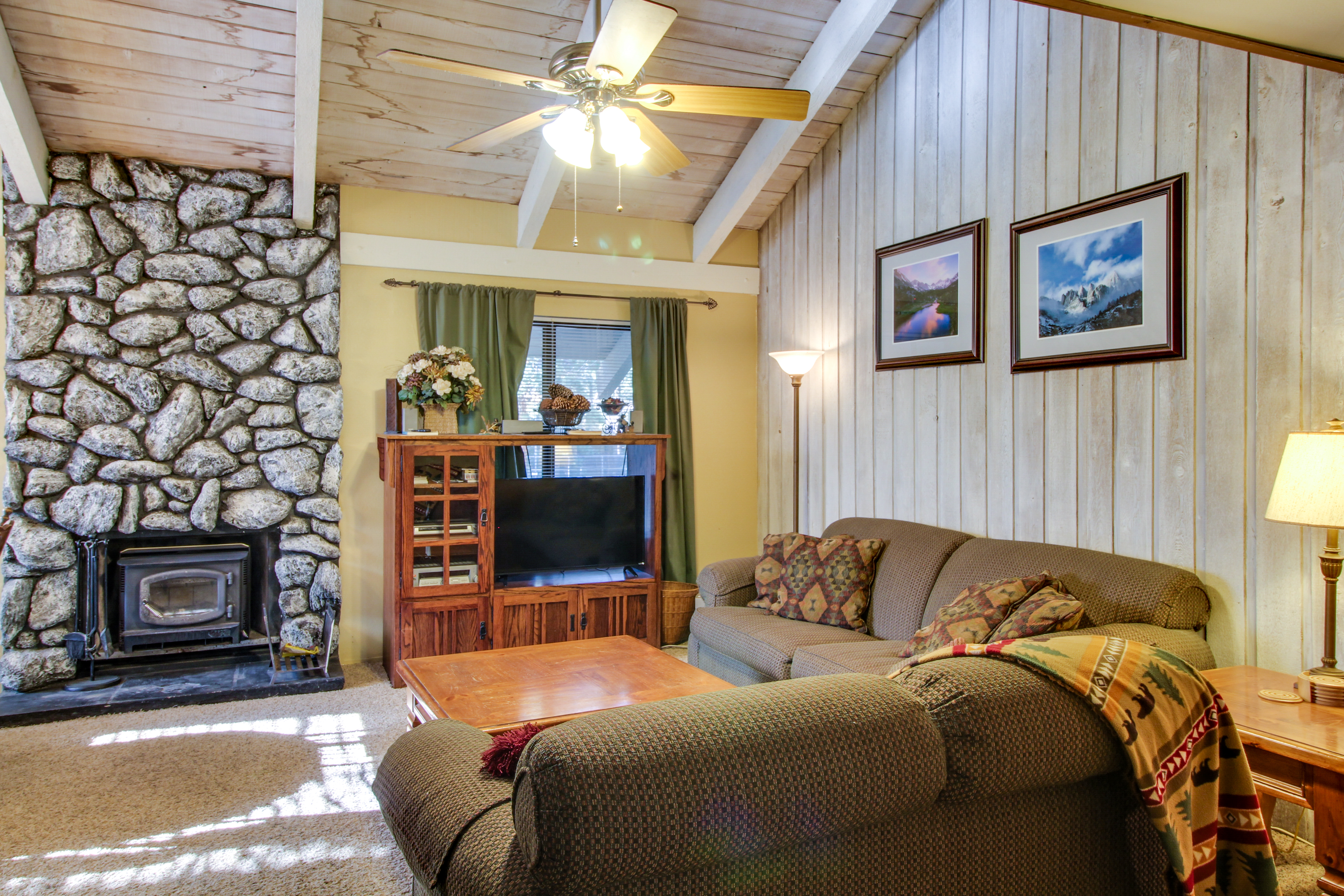 Yosemite Area Home 984722