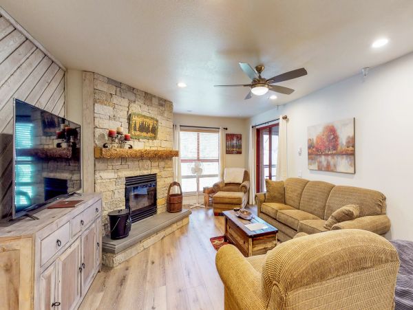 Yosemite Area Home 984725