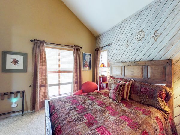 Yosemite Area Home 984725