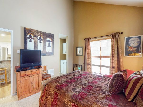 Yosemite Area Home 984725