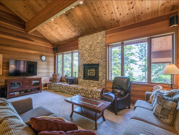 Yosemite Area Home 984726