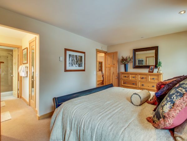 Yosemite Area Home 984728
