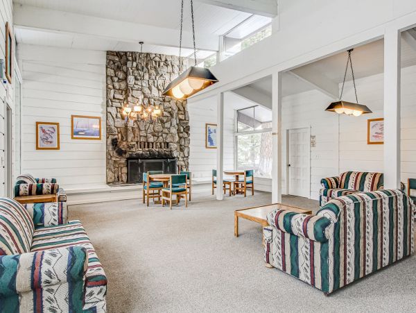 Yosemite Area Home 984730