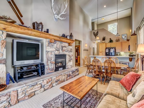 Yosemite Area Home 984734