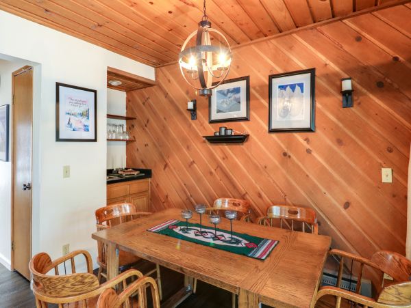 Yosemite Area Home 984735