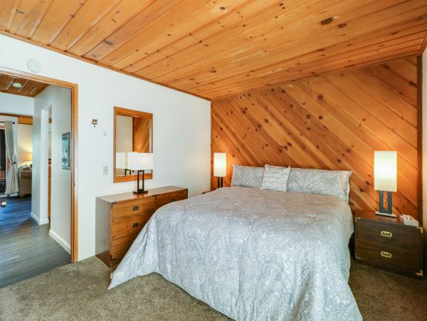 Yosemite Area Home 984735