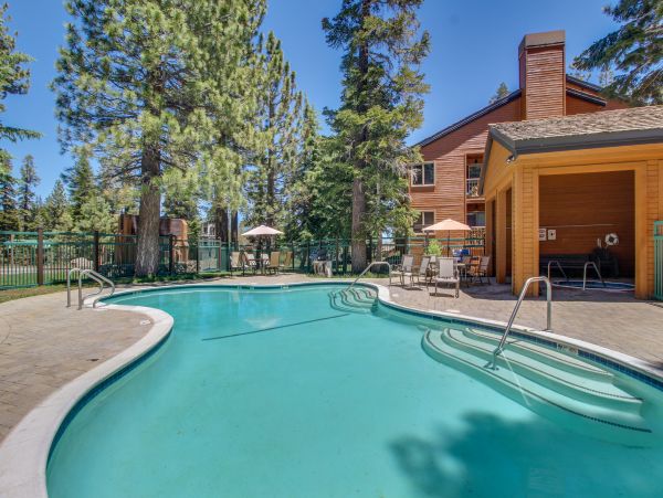 Yosemite Area Home 984737