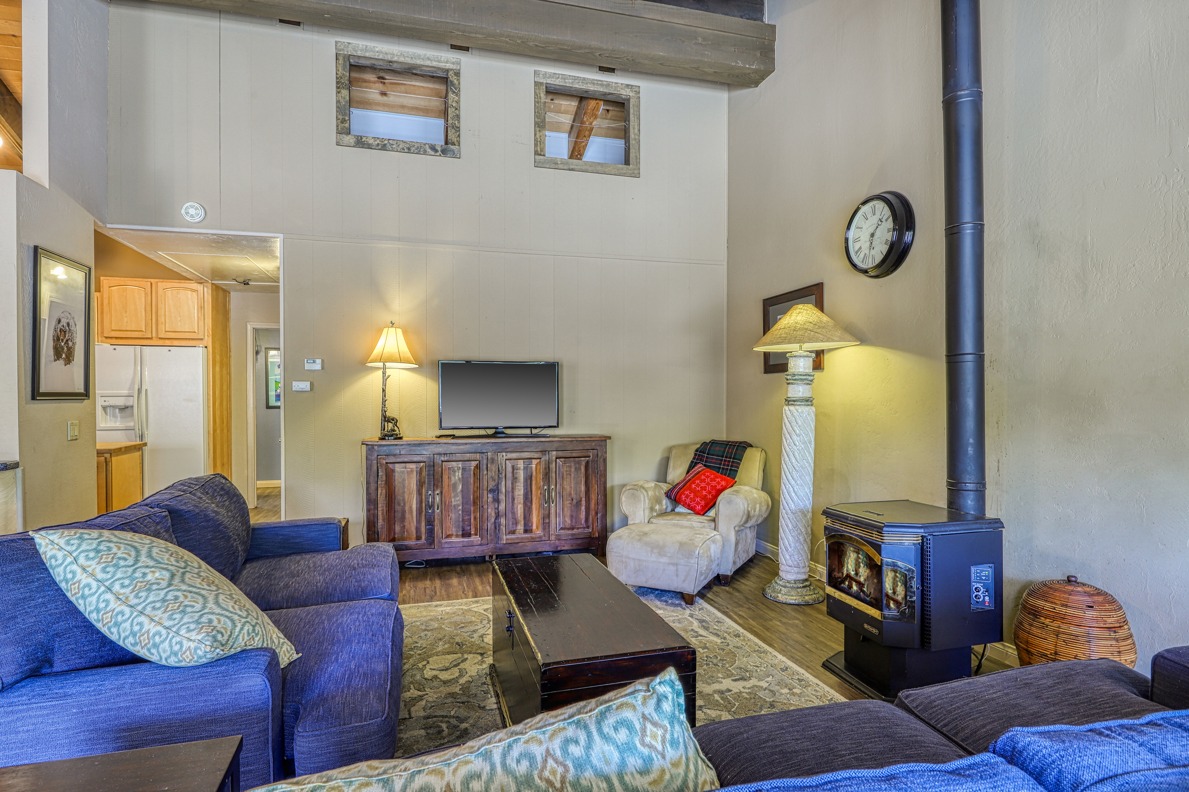 Yosemite Area Home 984738