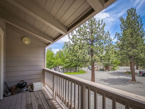 Yosemite Area Home 984738