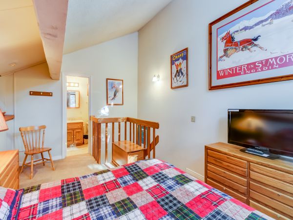Yosemite Area Home 984739
