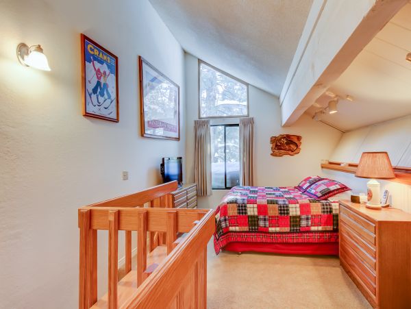 Yosemite Area Home 984739