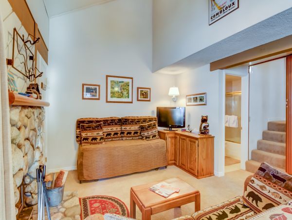 Yosemite Area Home 984739