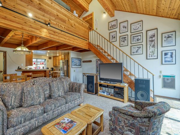 Yosemite Area Home 984740